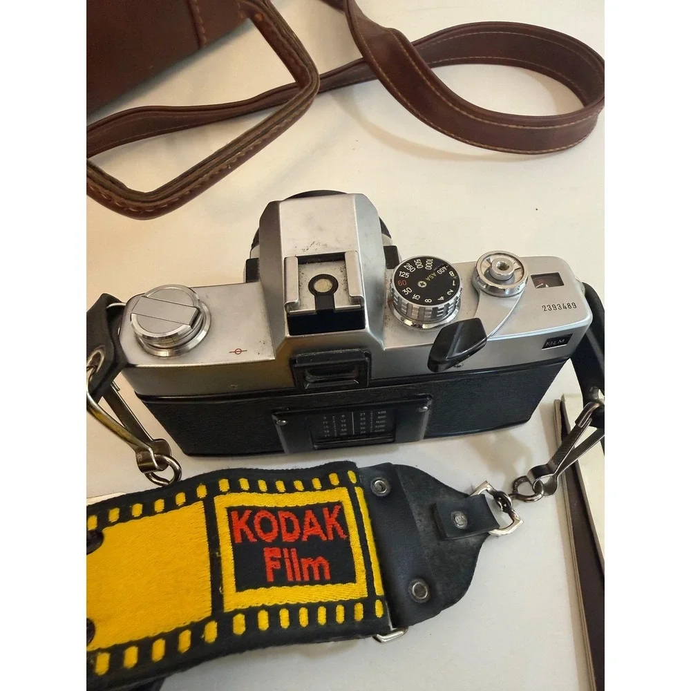 Vintage Minolta SR-T 202 35mm SLR Camera Rokkor Lens Set Bag Japan Manual Kit